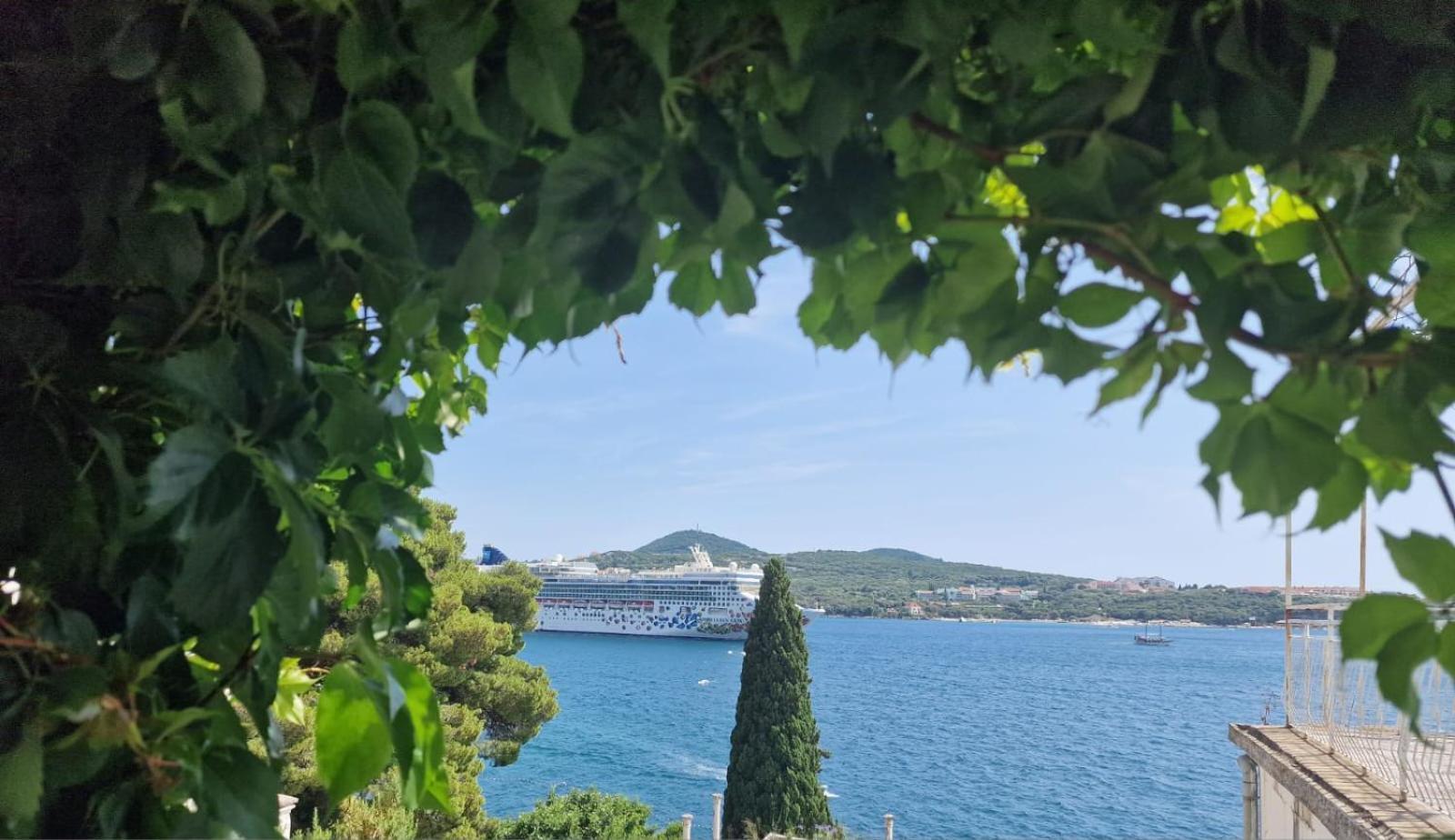 Apartment Ana Lozica With Terrace Dubrovnik Exterior foto